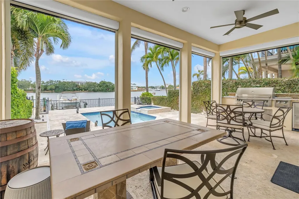 1133 Abbeys Way Tampa FL 33602