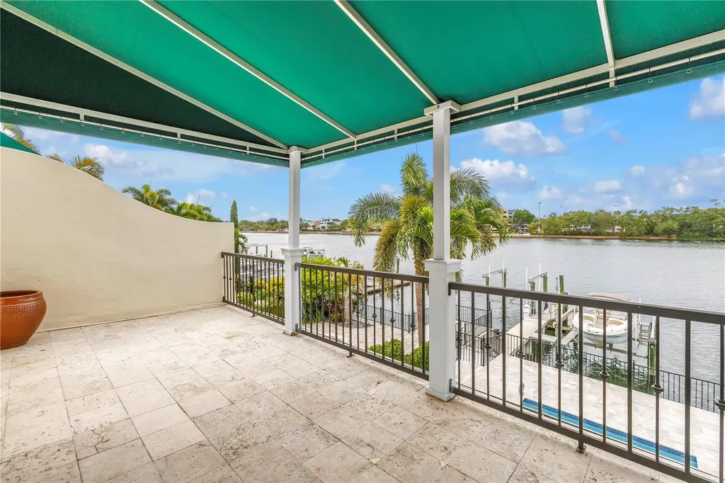 1133 Abbeys Way Tampa FL 33602