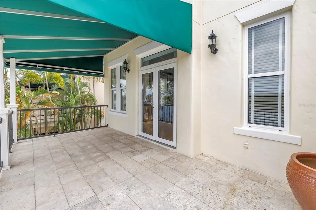 1133 Abbeys Way Tampa FL 33602