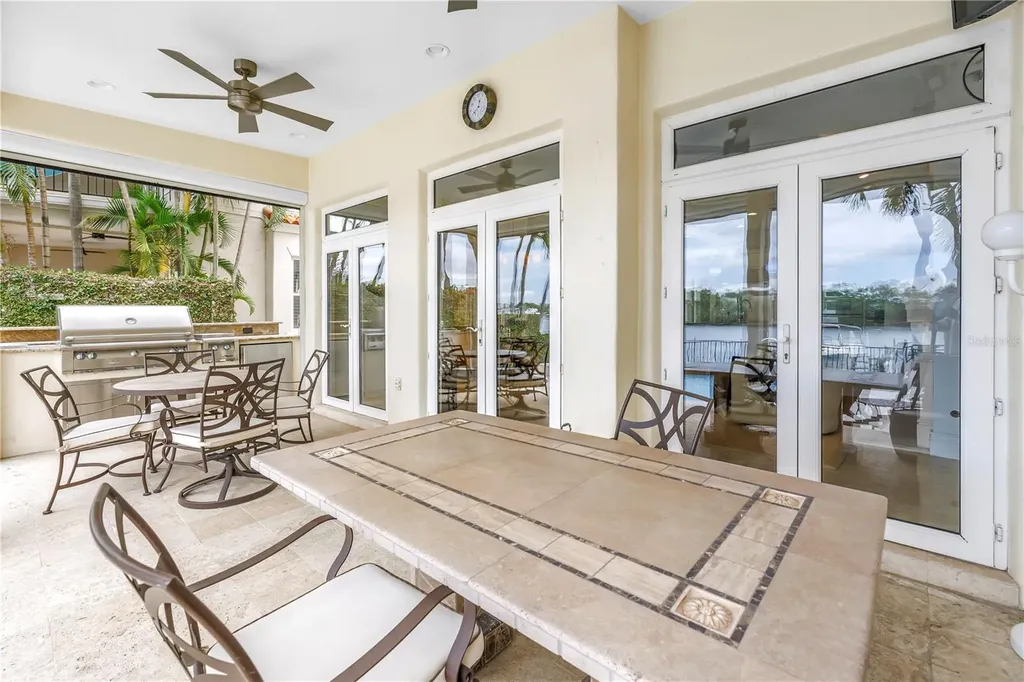 1133 Abbeys Way Tampa FL 33602