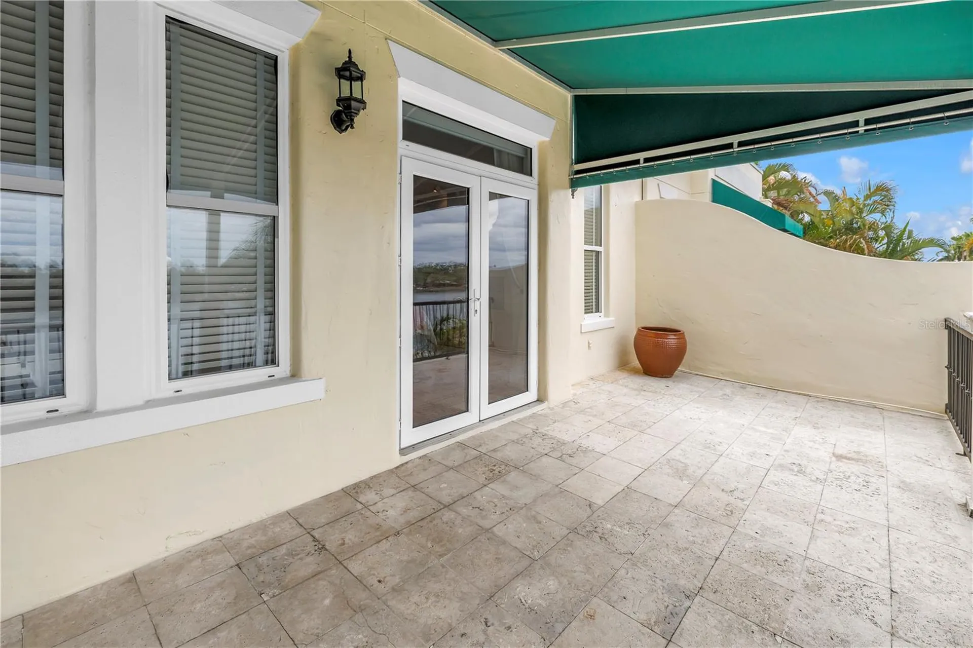 1133 Abbeys Way Tampa FL 33602