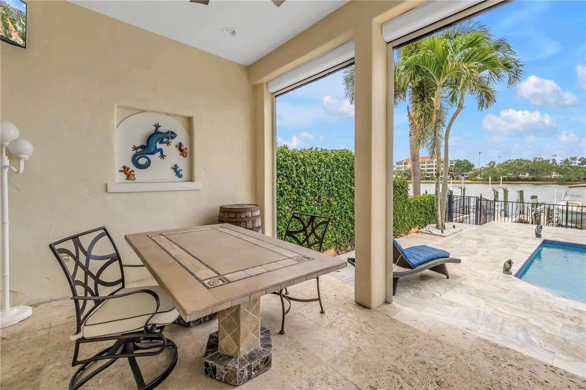1133 Abbeys Way Tampa FL 33602