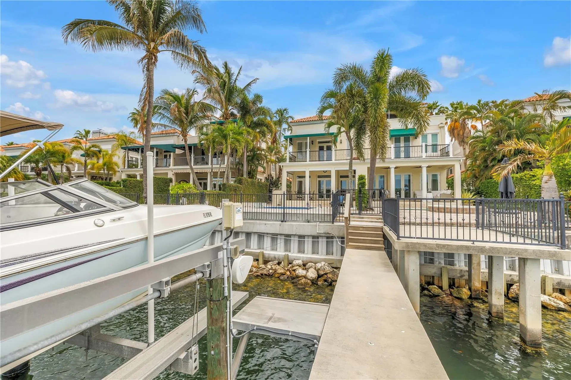 1133 Abbeys Way Tampa FL 33602