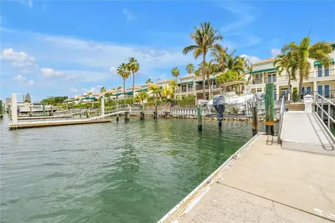 1133 Abbeys Way Tampa FL 33602