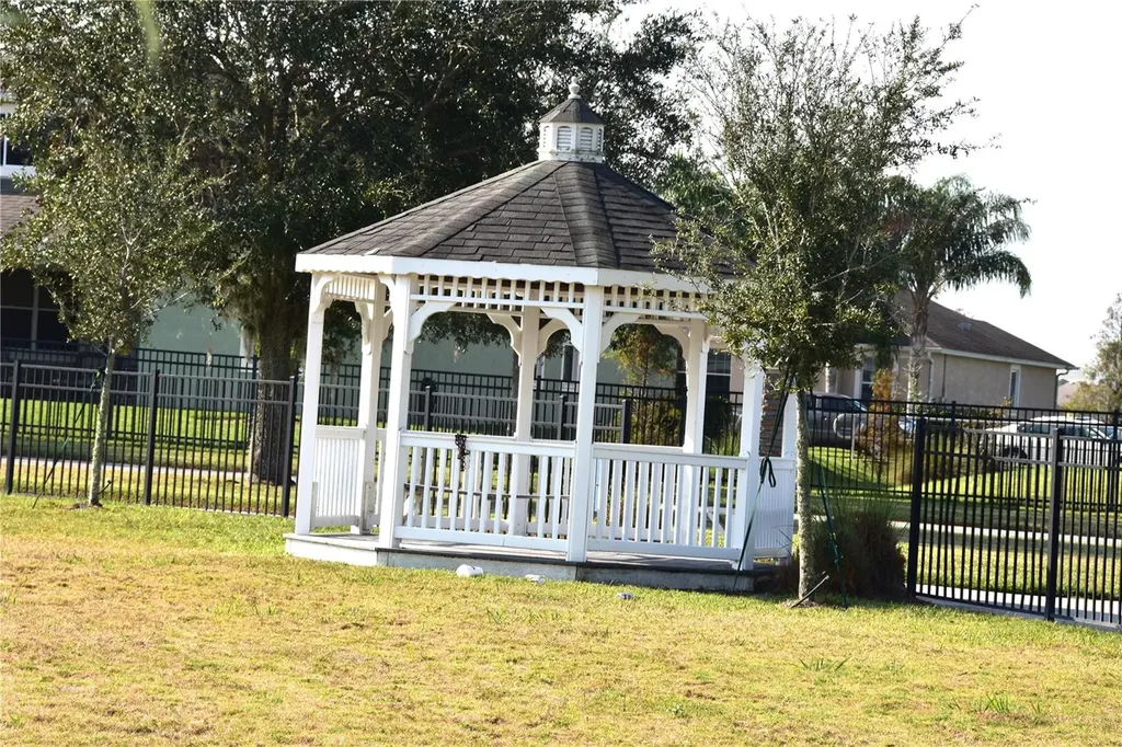 2274 Geneva Drive Lakeland FL 33805
