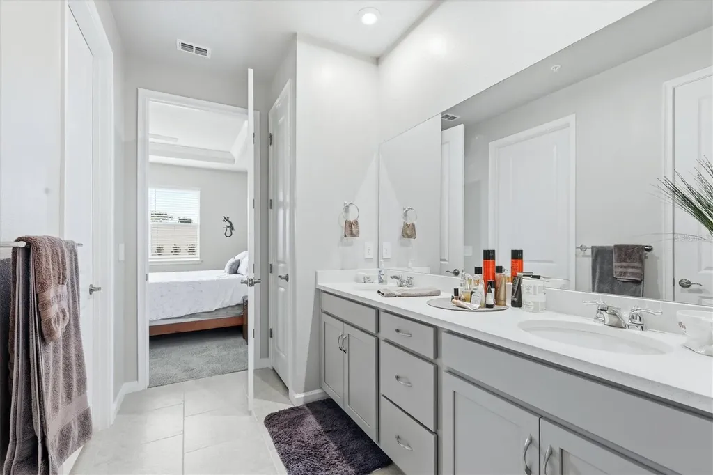 12323 Hearts Ease Street Venice FL 34293