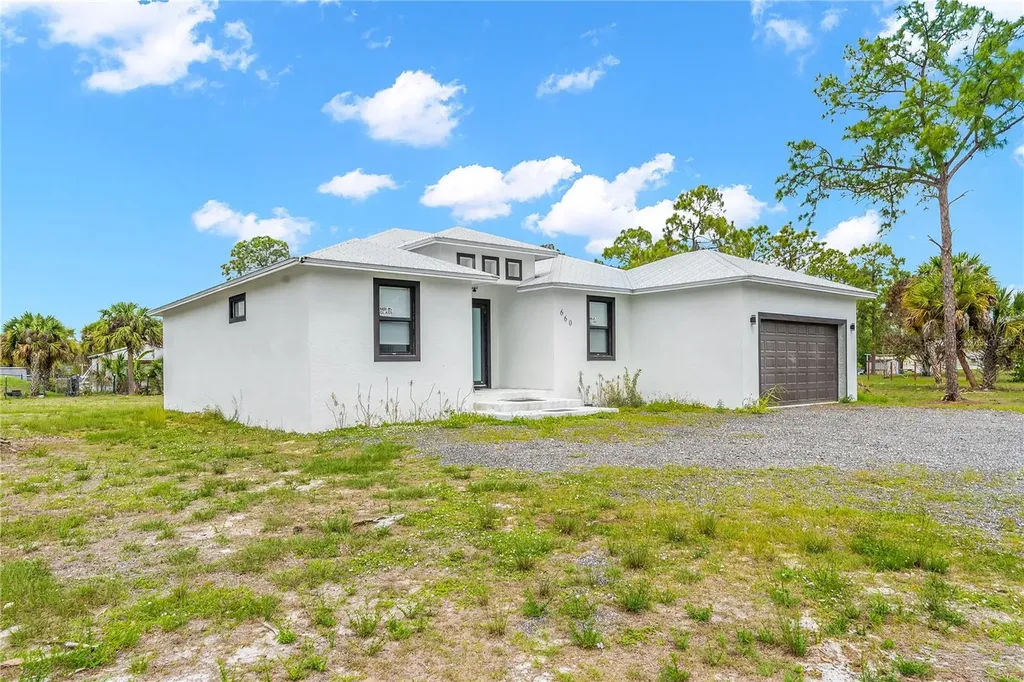 660 S Zambria Street Clewiston FL 33440