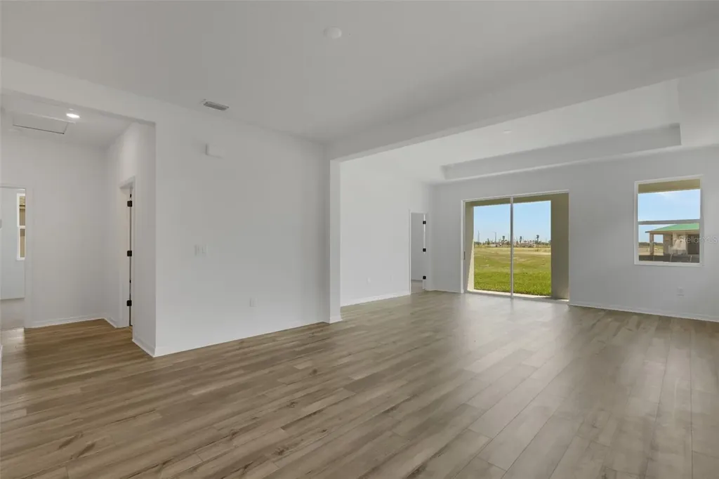 8717 Canard Cove Palmetto FL 34221
