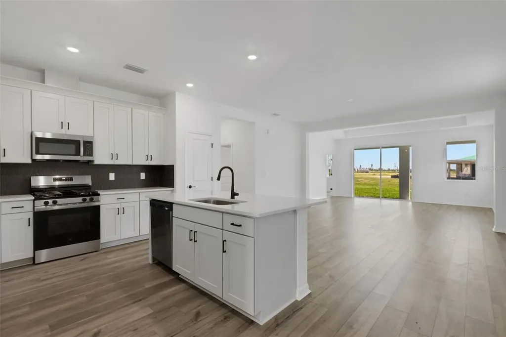 8717 Canard Cove Palmetto FL 34221