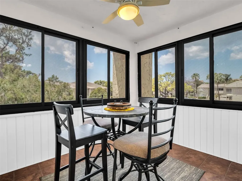 608 Windrush Bay Drive Tarpon Springs FL 34689