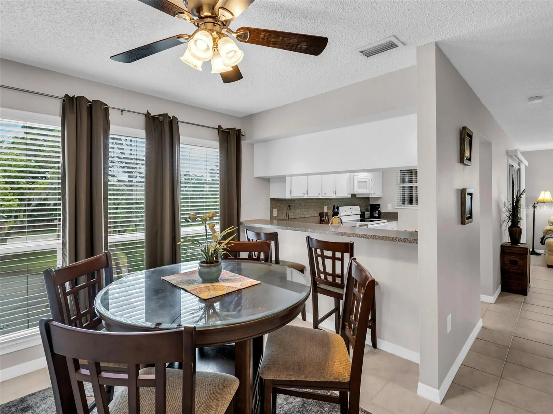 608 Windrush Bay Drive Tarpon Springs FL 34689