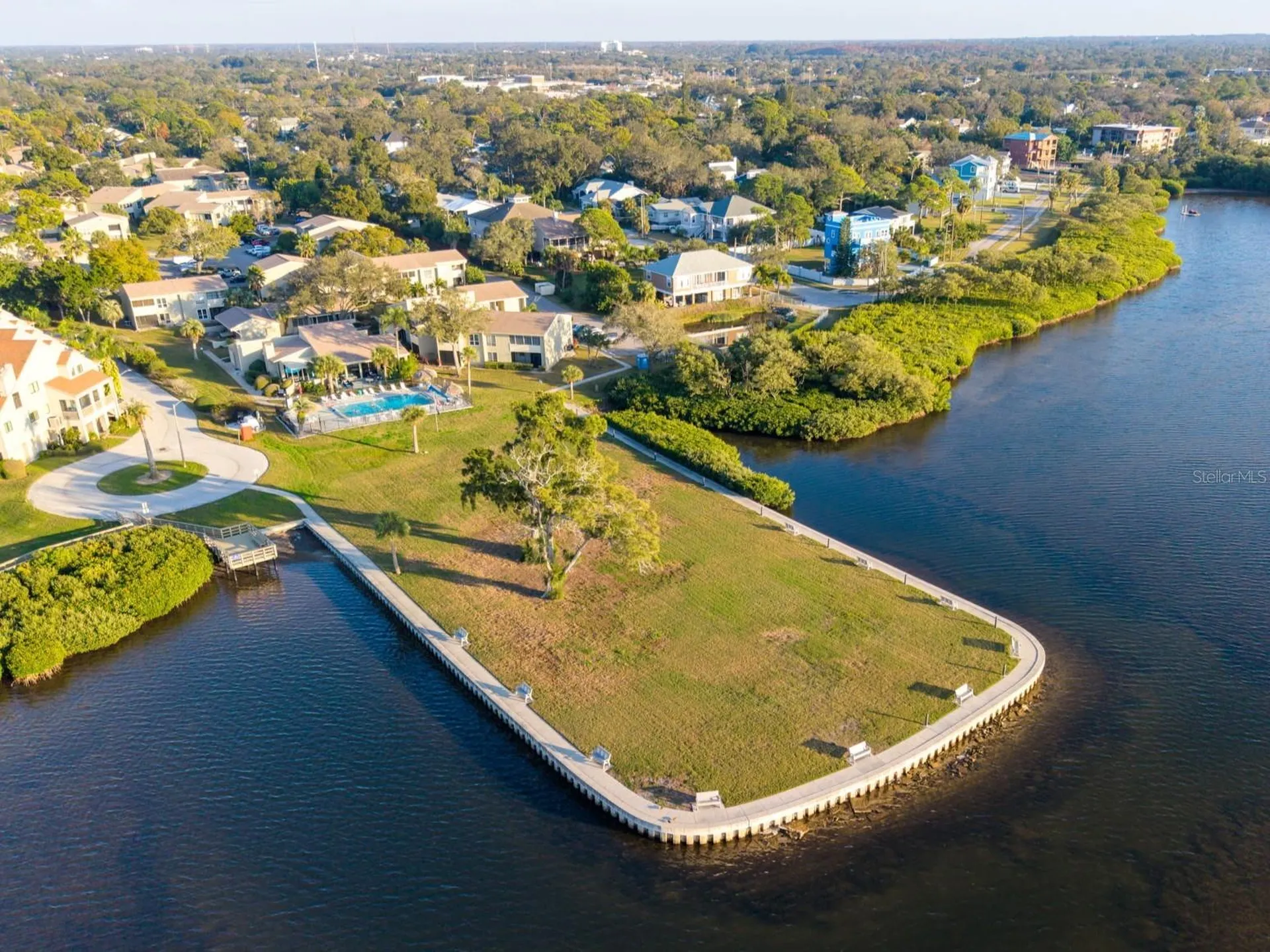 608 Windrush Bay Drive Tarpon Springs FL 34689