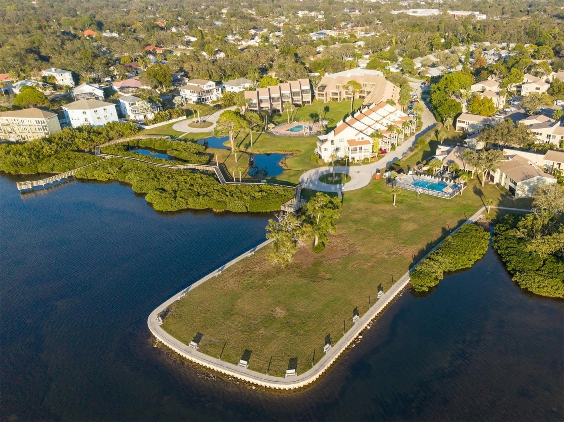 608 Windrush Bay Drive Tarpon Springs FL 34689