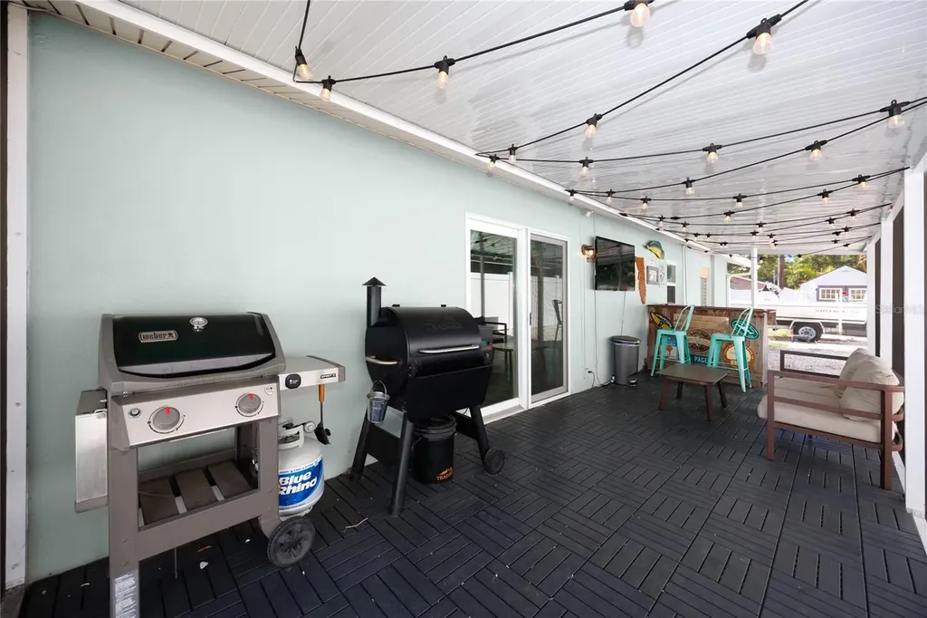 4550 3rd Street N St Petersburg FL 33703