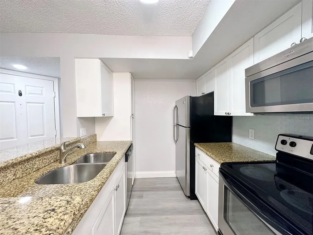5124 Conroy Road Orlando FL 32811