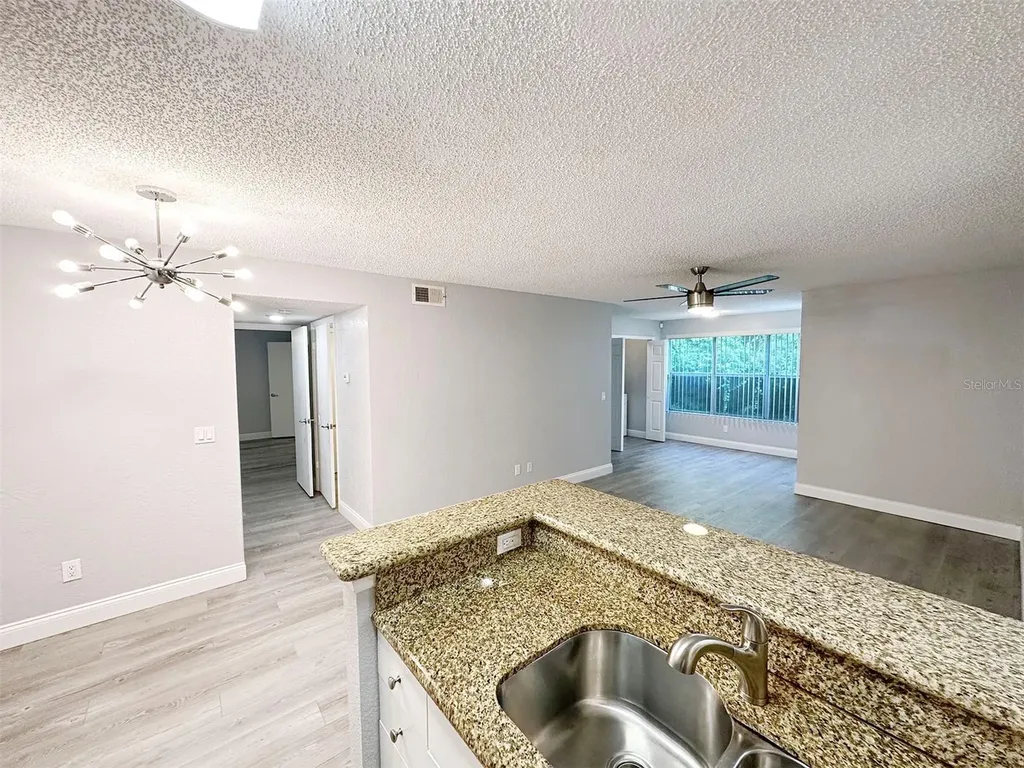 5124 Conroy Road Orlando FL 32811