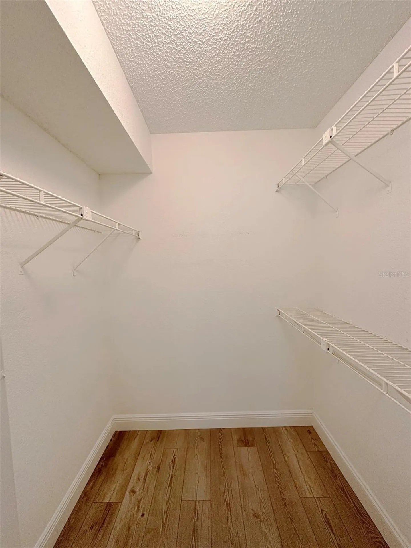 5124 Conroy Road Orlando FL 32811