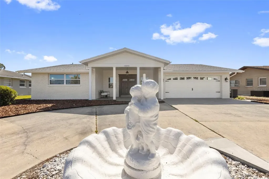 10200 Amadeus Drive Port Richey FL 34668