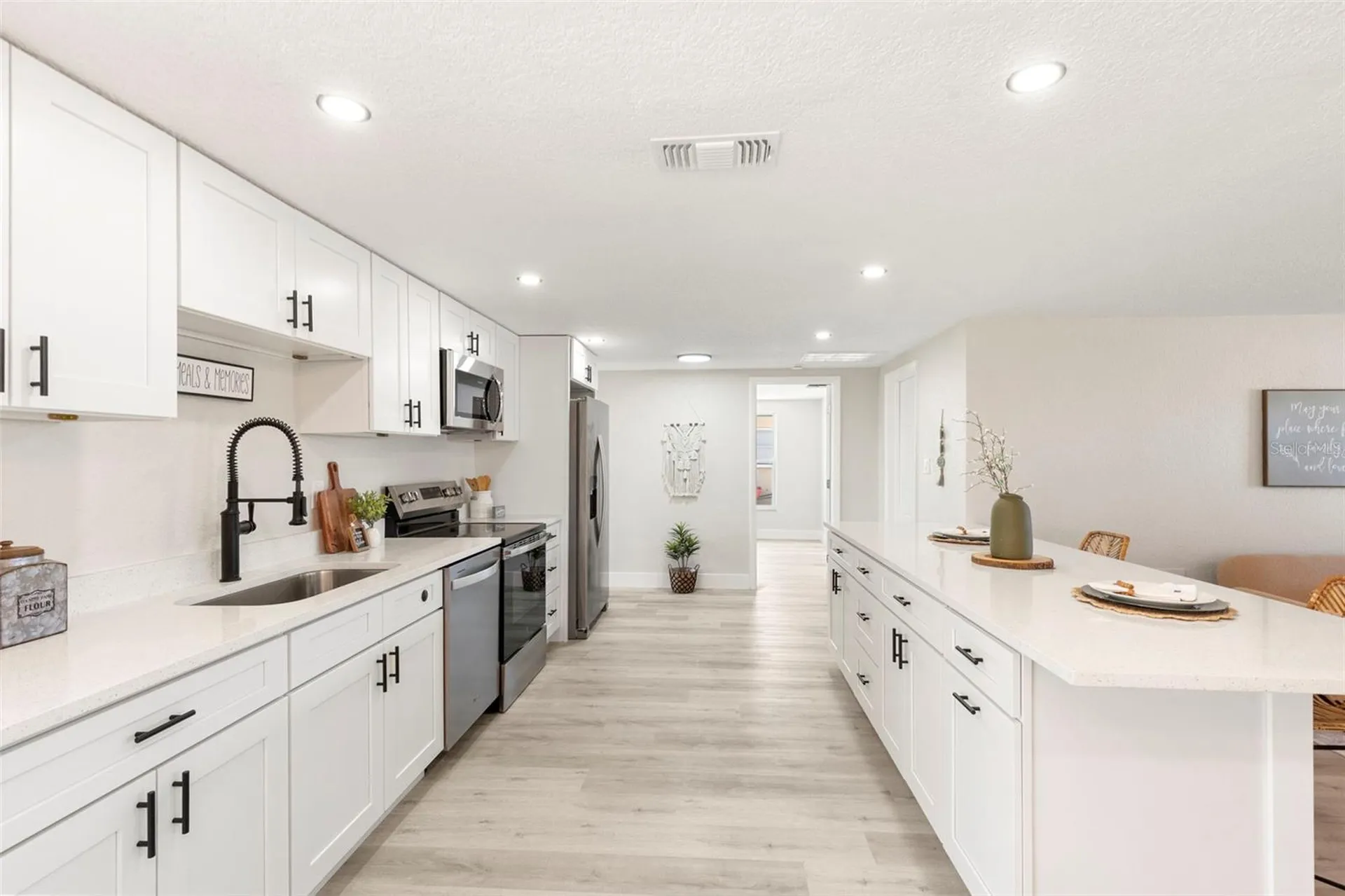 10200 Amadeus Drive Port Richey FL 34668