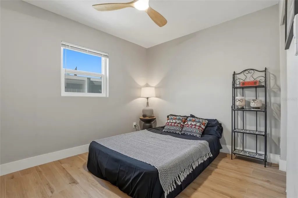 411 42nd Avenue NE St Petersburg FL 33703
