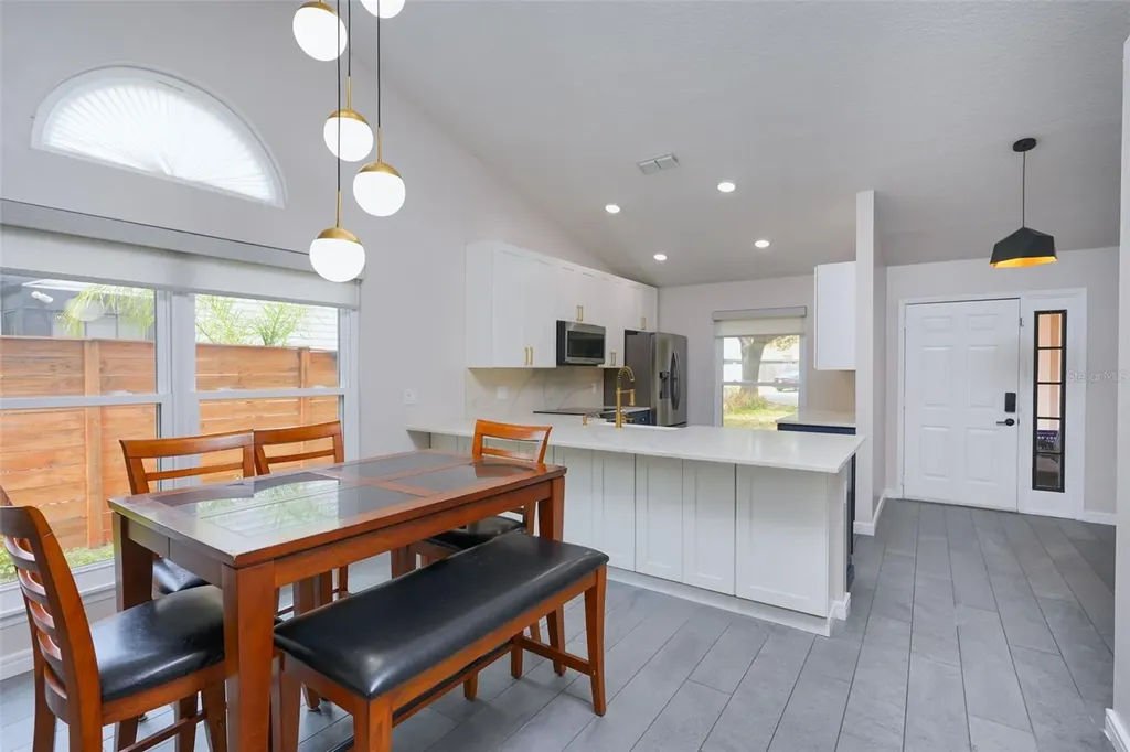 5328 Alcom Drive Orlando FL 32812