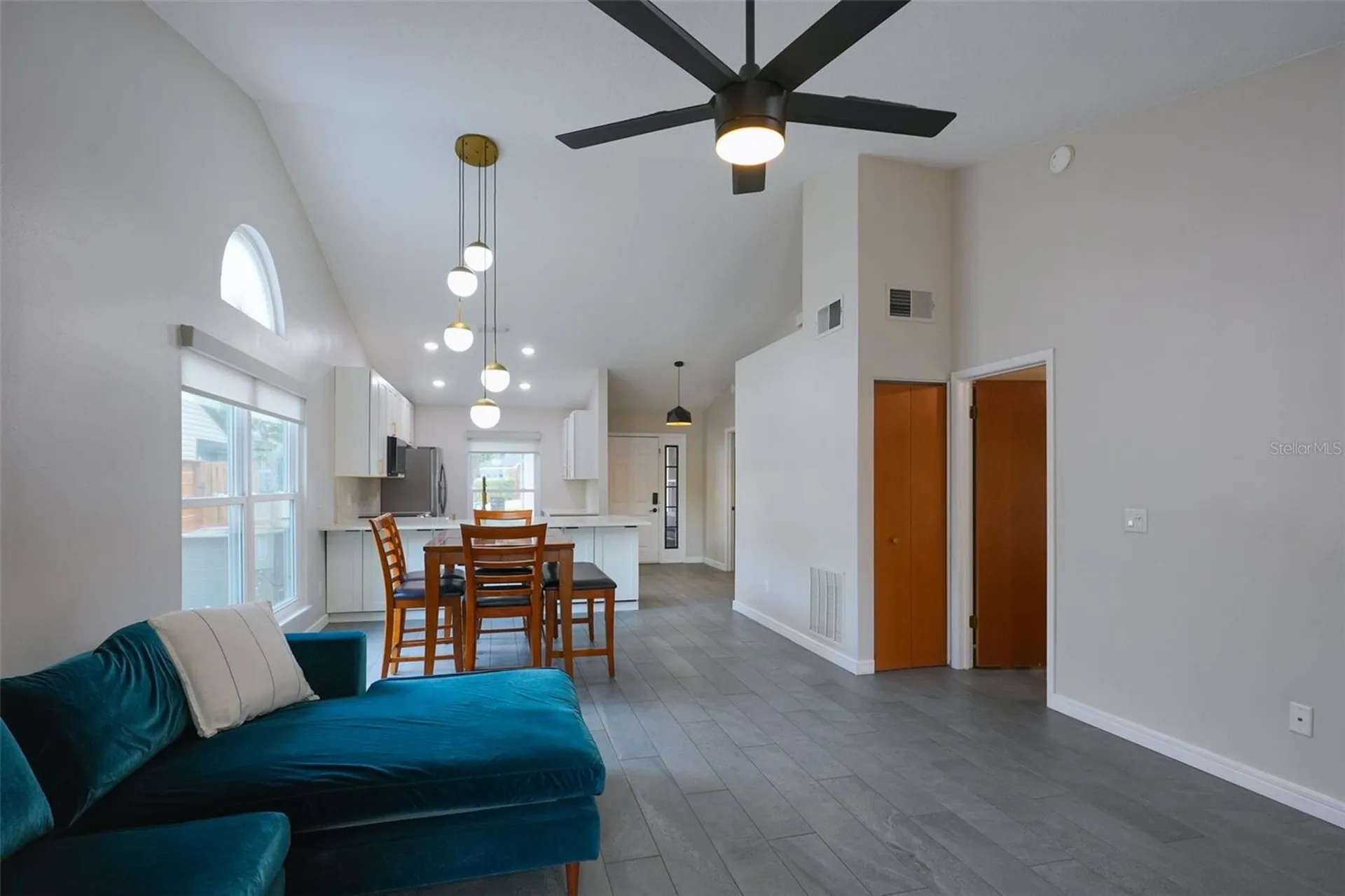 5328 Alcom Drive Orlando FL 32812