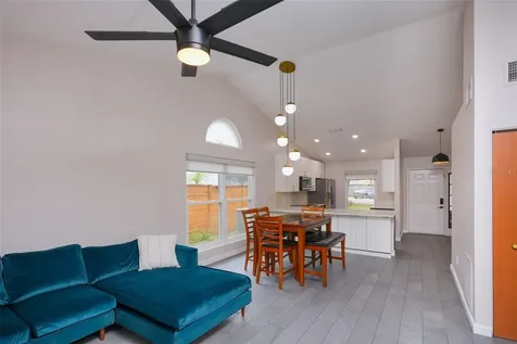 5328 Alcom Drive Orlando FL 32812