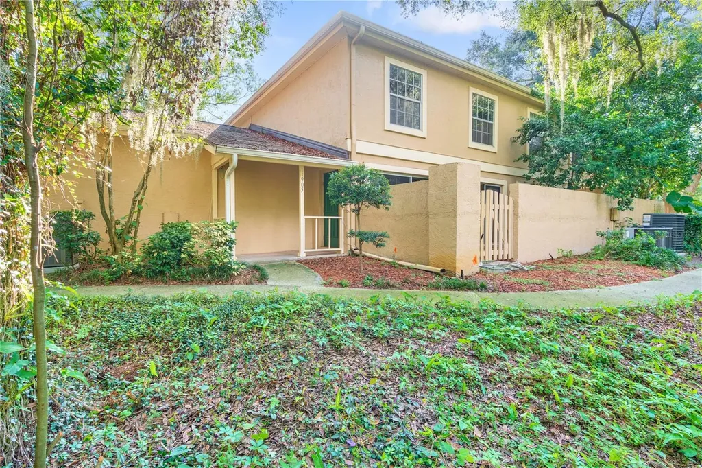 11905 Lakemist Circle Temple Terrace FL 33617