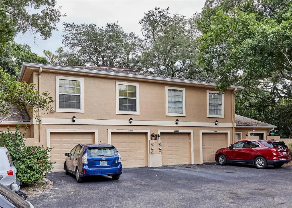 11905 Lakemist Circle Temple Terrace FL 33617