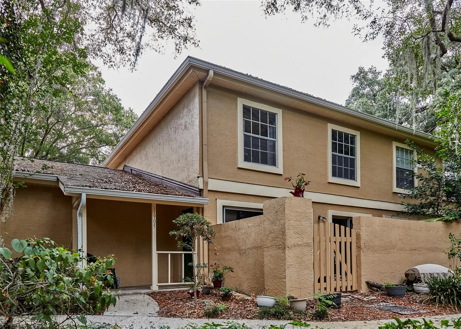 11905 Lakemist Circle Temple Terrace FL 33617