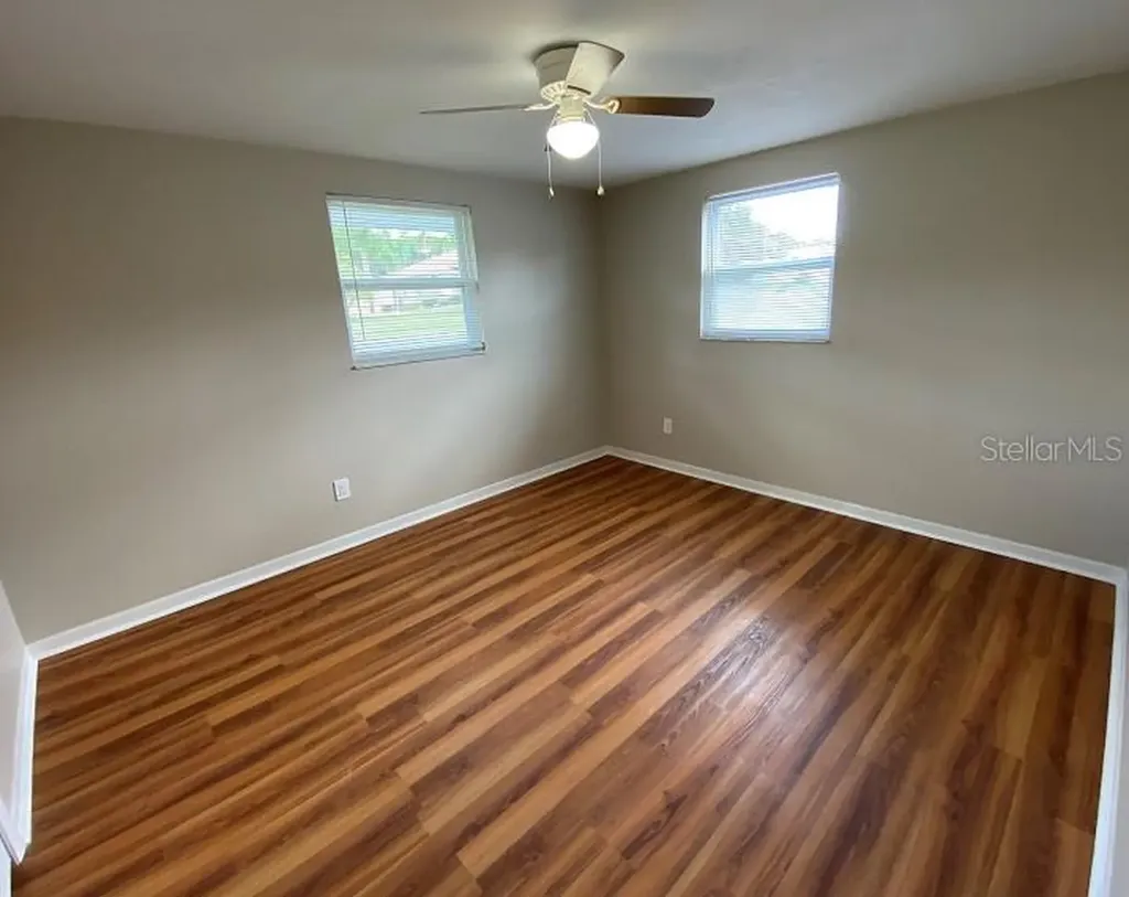 39014 South Avenue Zephyrhills FL 33542