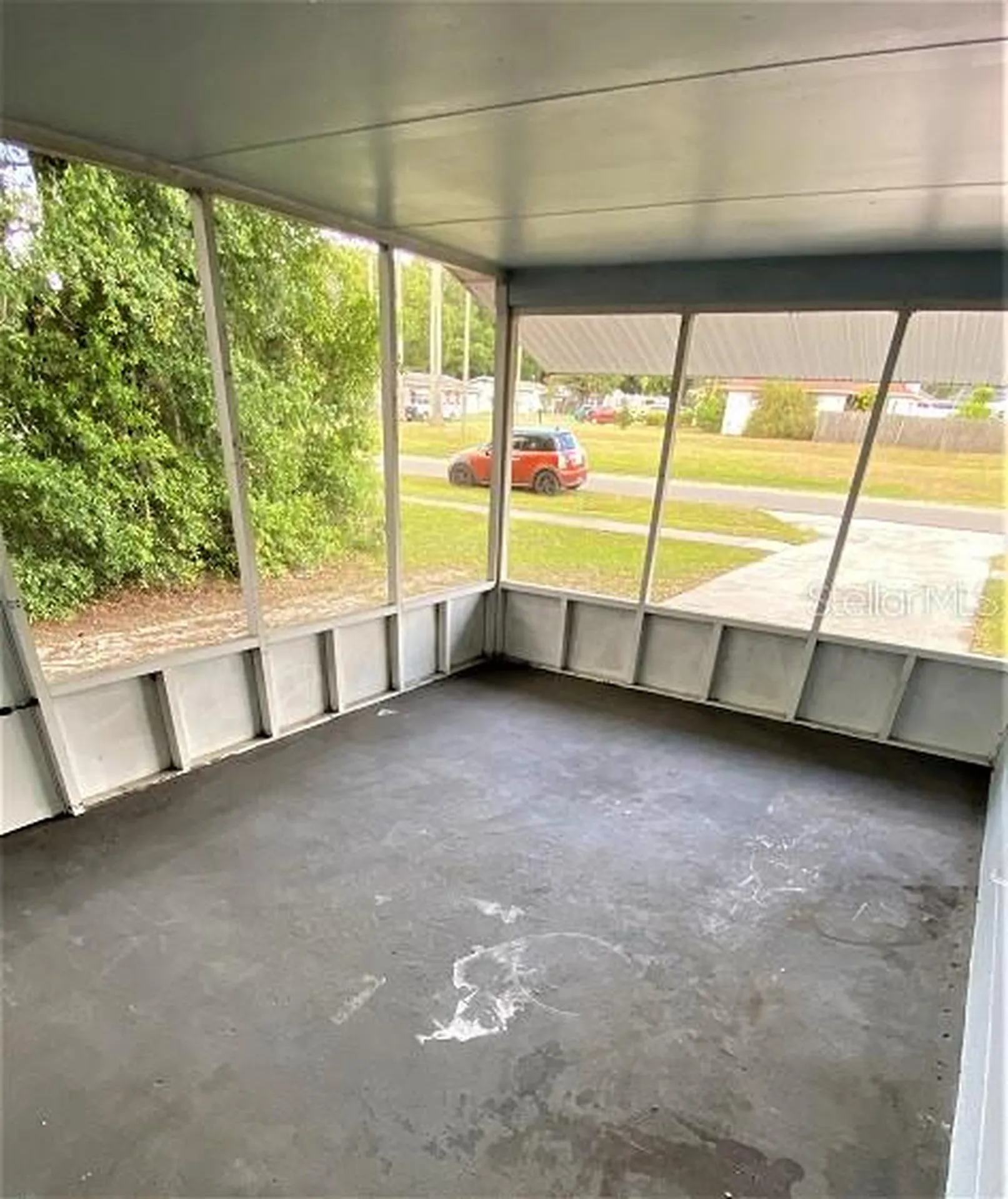39014 South Avenue Zephyrhills FL 33542