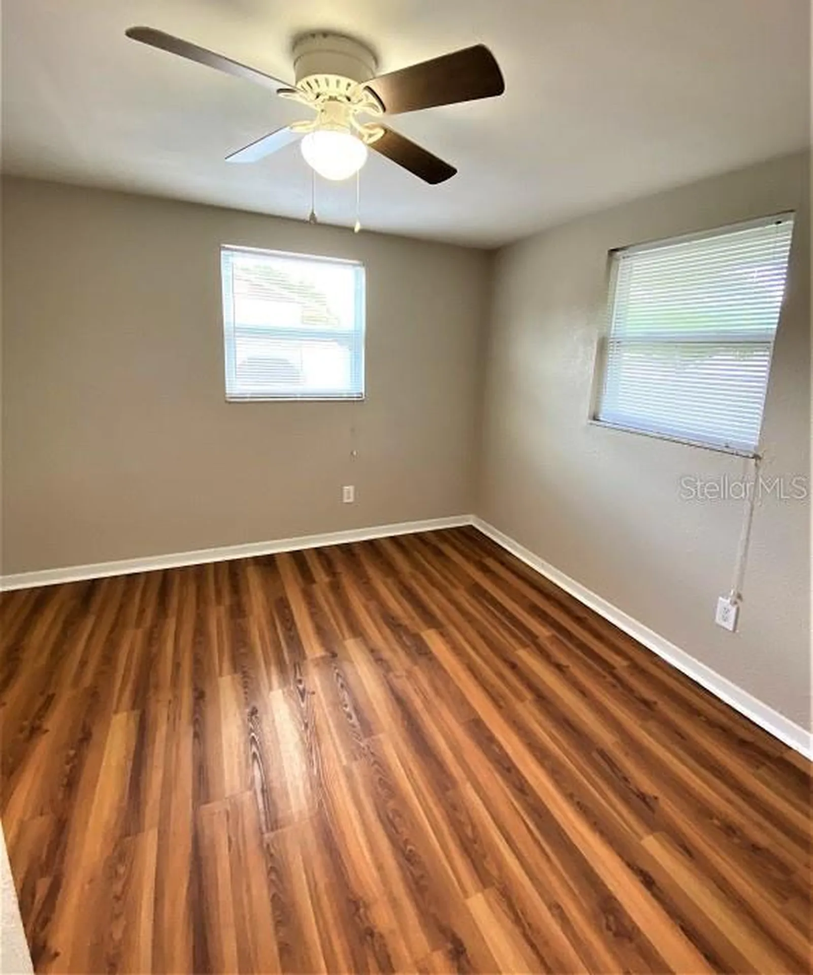 39014 South Avenue Zephyrhills FL 33542