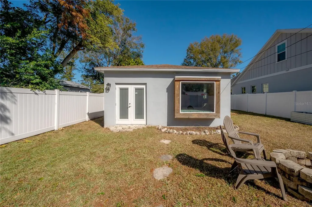 5138 3rd Avenue N St Petersburg FL 33710