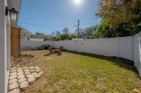 5138 3rd Avenue N St Petersburg FL 33710