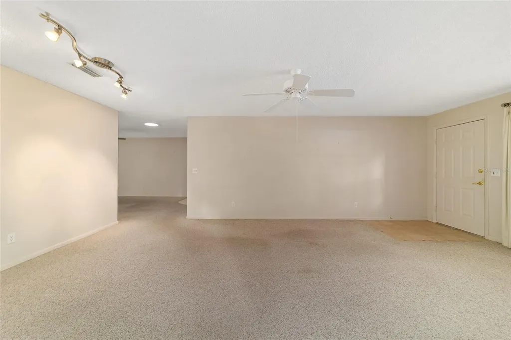 9121 SW 83rd Court Ocala FL 34481
