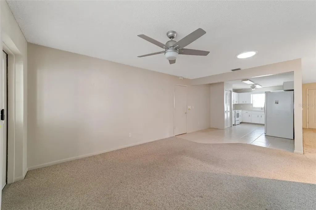 9121 SW 83rd Court Ocala FL 34481