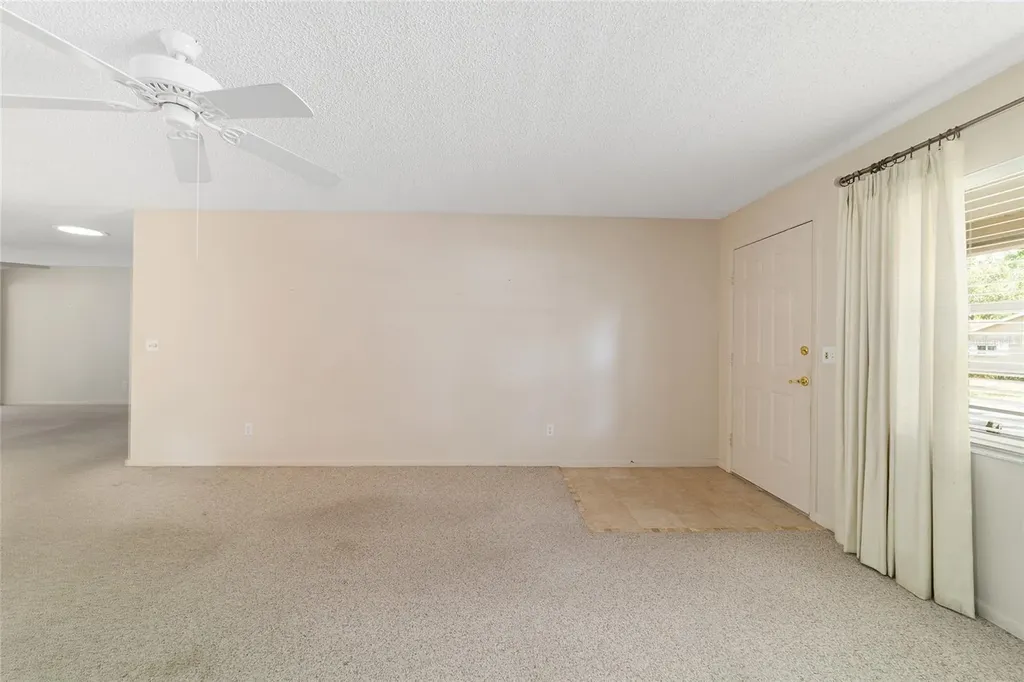 9121 SW 83rd Court Ocala FL 34481