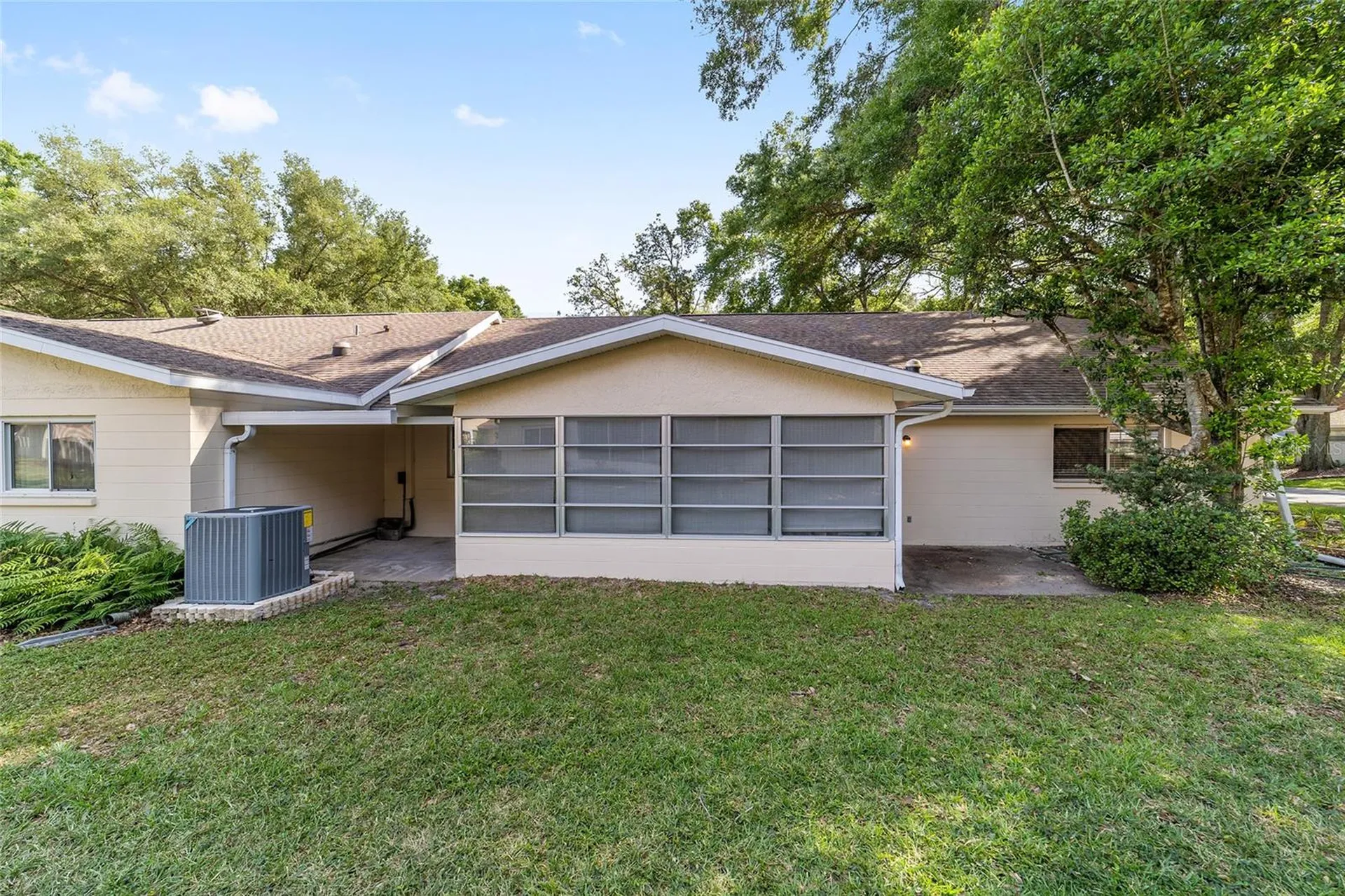 9121 SW 83rd Court Ocala FL 34481