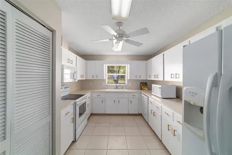 9121 SW 83rd Court Ocala FL 34481