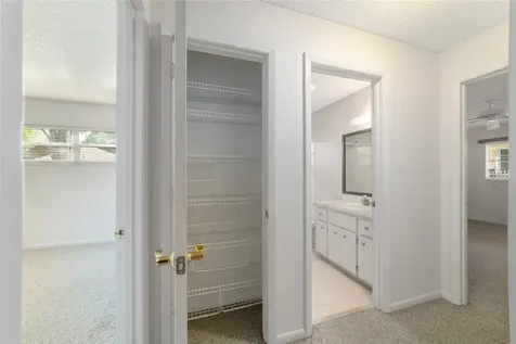 9121 SW 83rd Court Ocala FL 34481