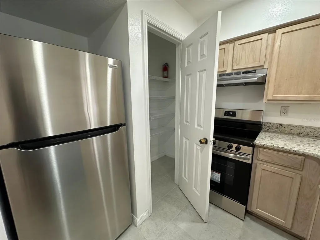 1817 Townhall Lane Orlando FL 32807