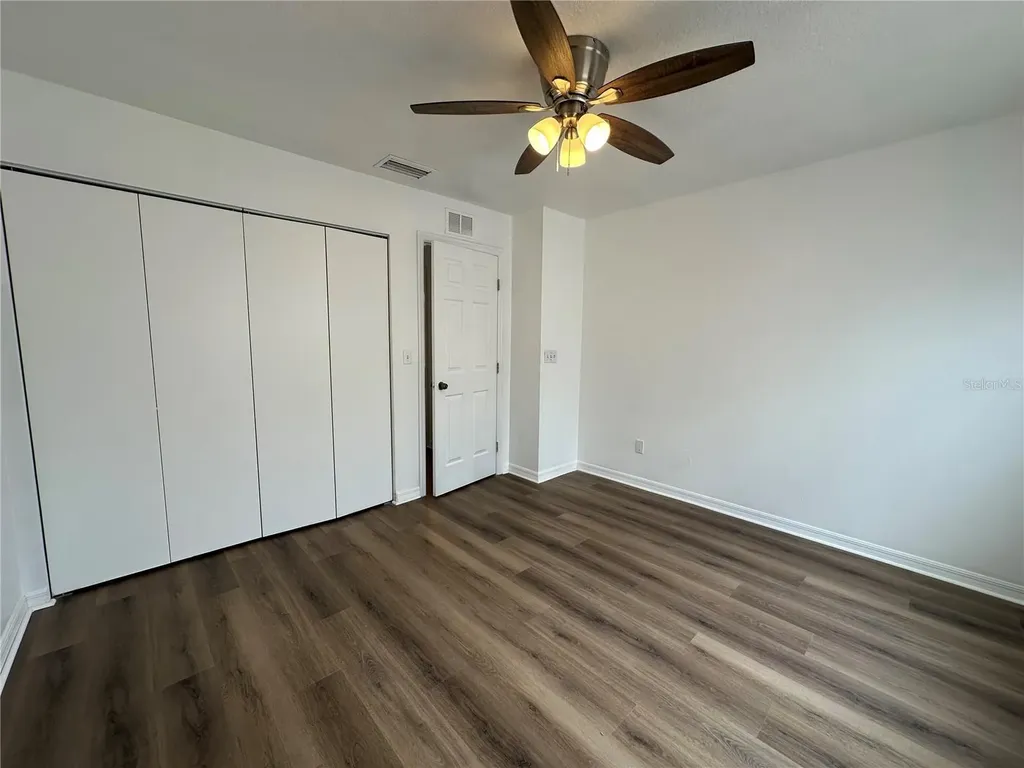 1817 Townhall Lane Orlando FL 32807