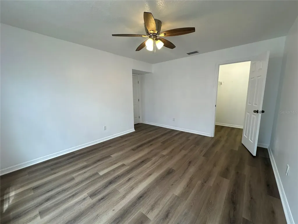 1817 Townhall Lane Orlando FL 32807
