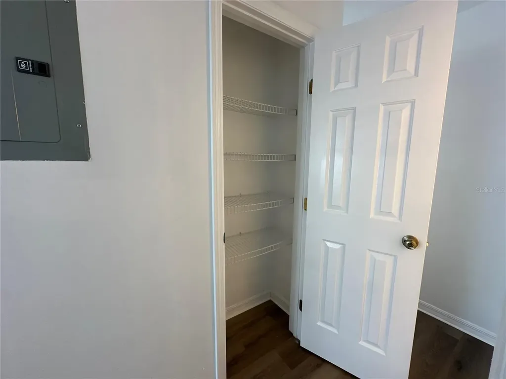 1817 Townhall Lane Orlando FL 32807