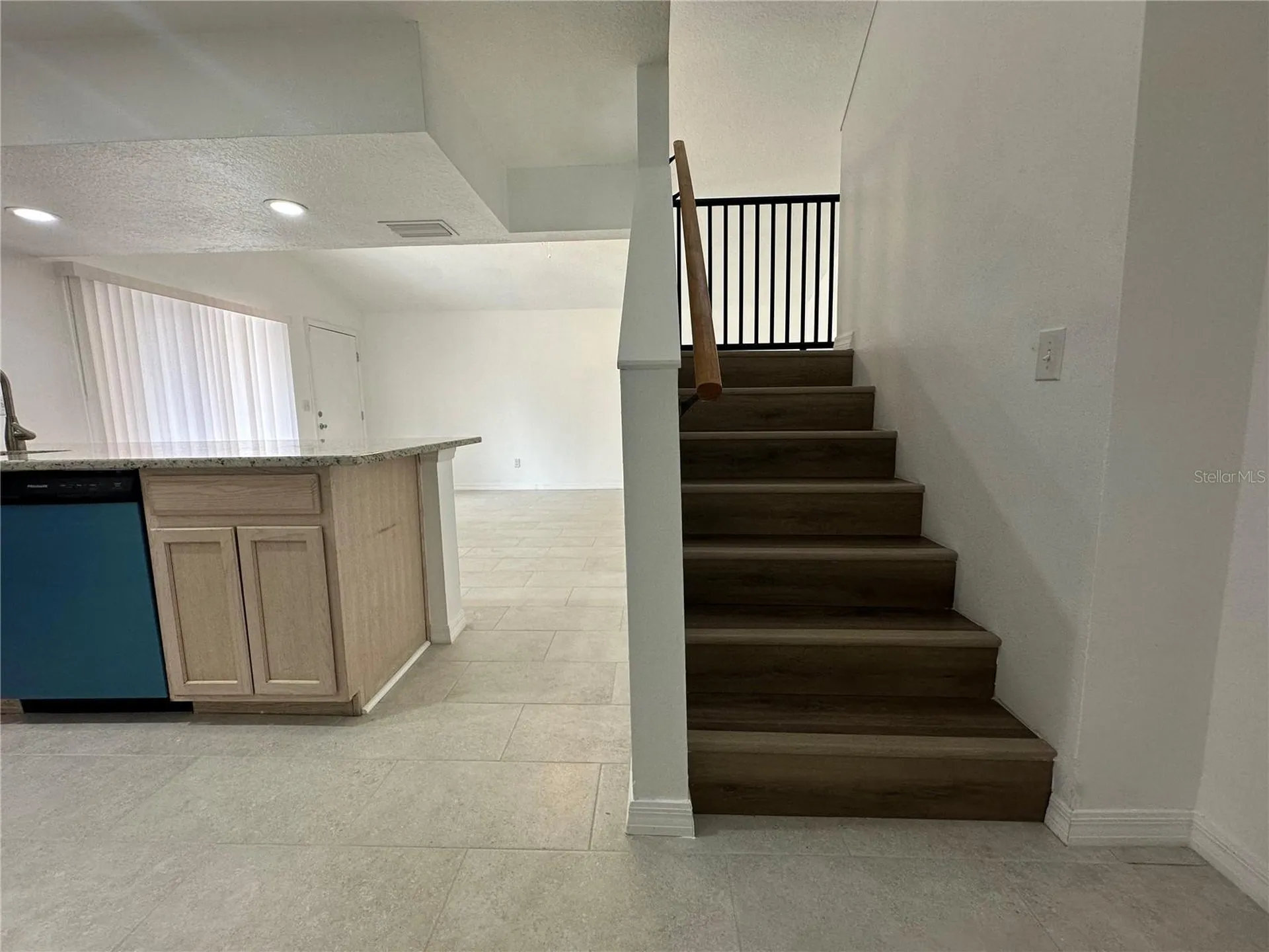 1817 Townhall Lane Orlando FL 32807