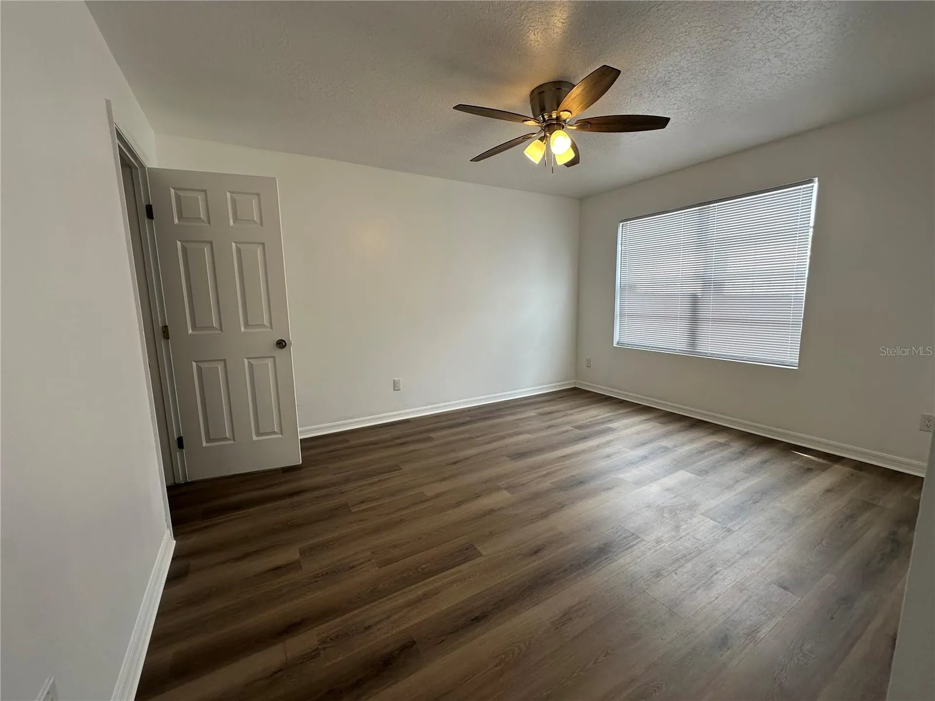 1817 Townhall Lane Orlando FL 32807