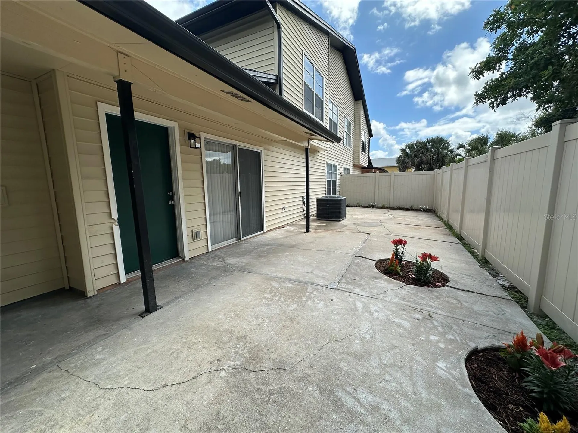 1817 Townhall Lane Orlando FL 32807