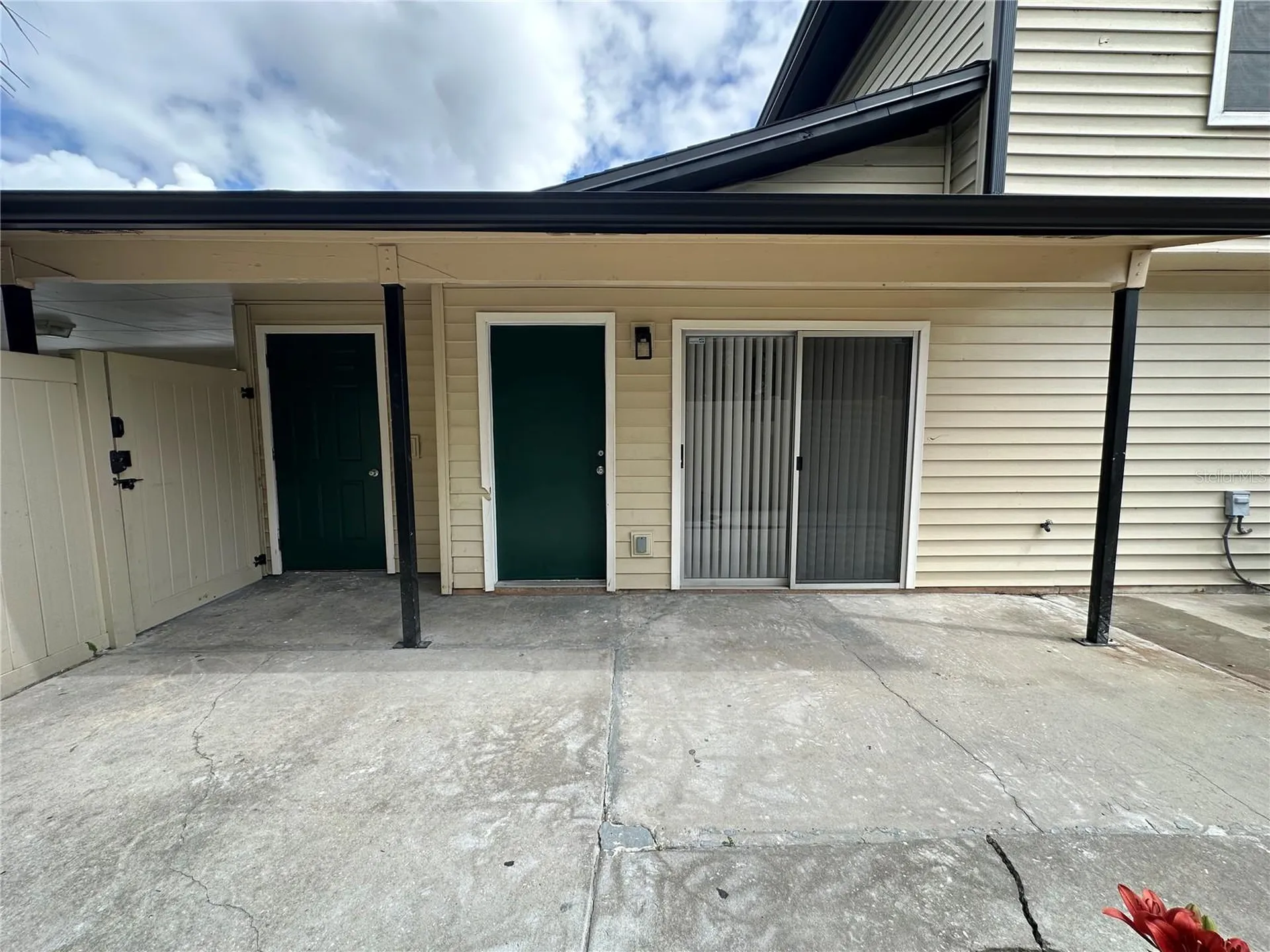 1817 Townhall Lane Orlando FL 32807