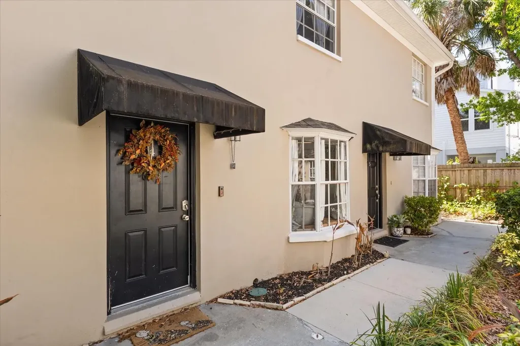 409 S Audubon Avenue Tampa FL 33609